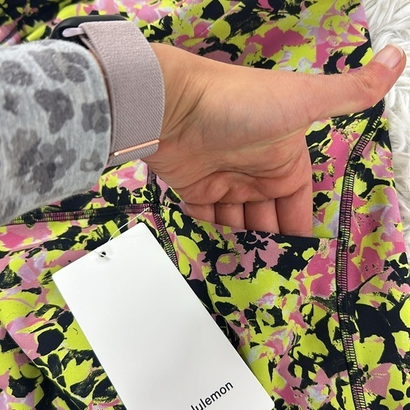 NWT Lululemon Swift Speed High-Rise Crop 21" Inflect Floral Highlight Yellow - Picture 4 of 5